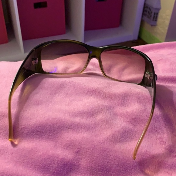 ❌ SOLD ❌ Authentic Versace Sunglasses - Picture 5 of 9